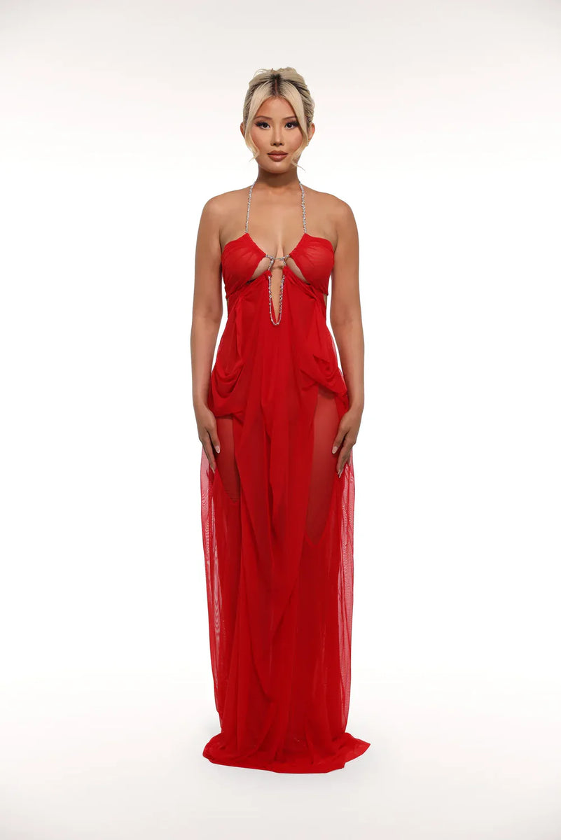 Funkelndes, mit Kristallen besetztes Abendkleid 