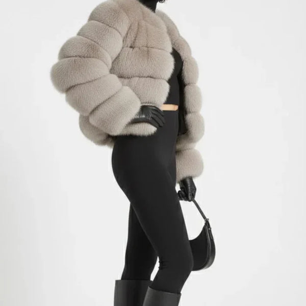 Kurzjacke mit Pelz