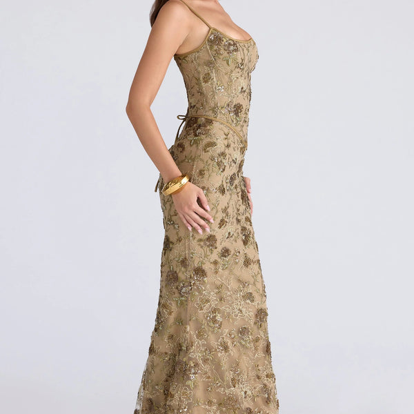 Zeitloses Schnürkleid