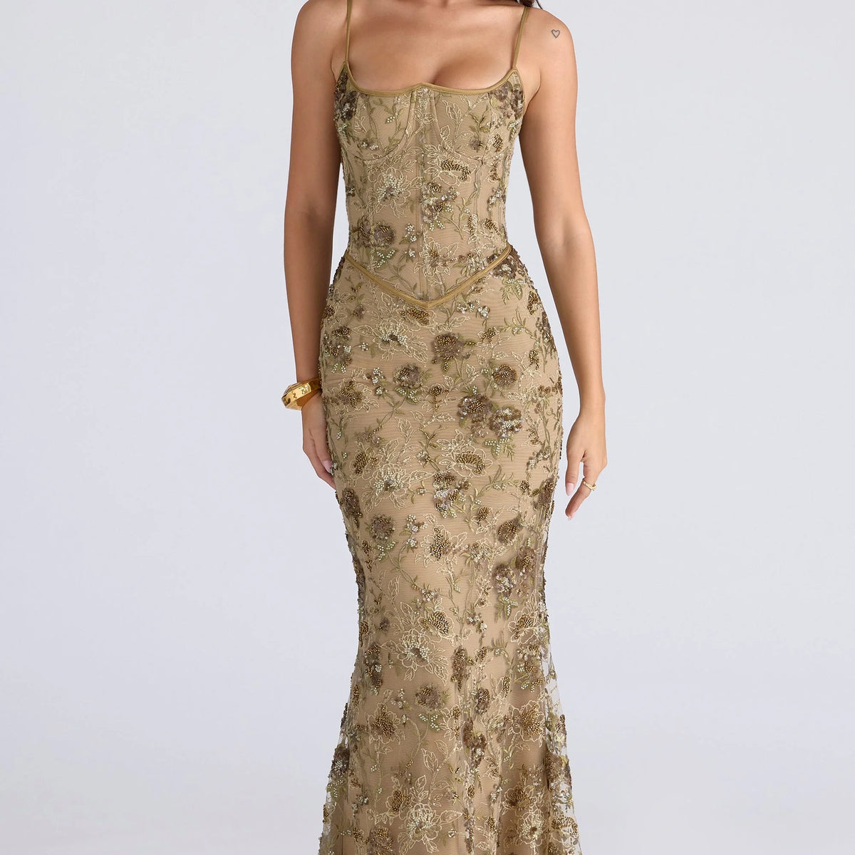 Zeitloses Schnürkleid
