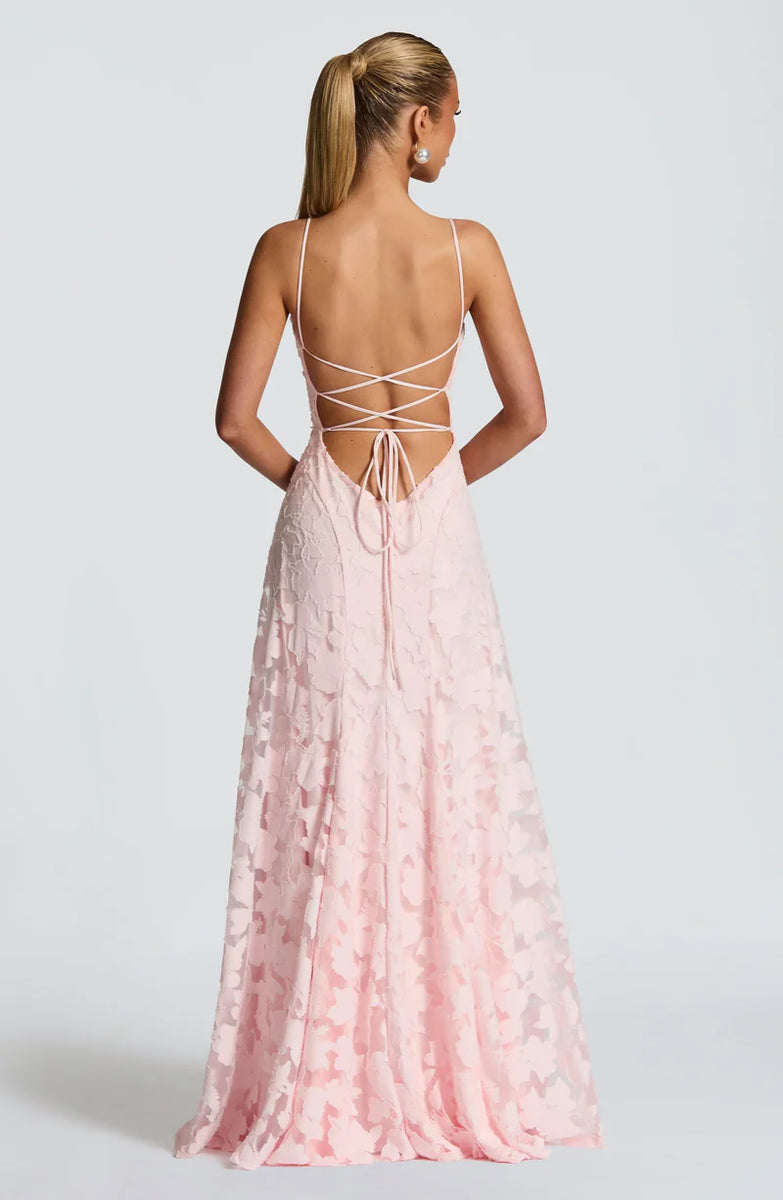 Romantisches Maxikleid mit Schnürung 