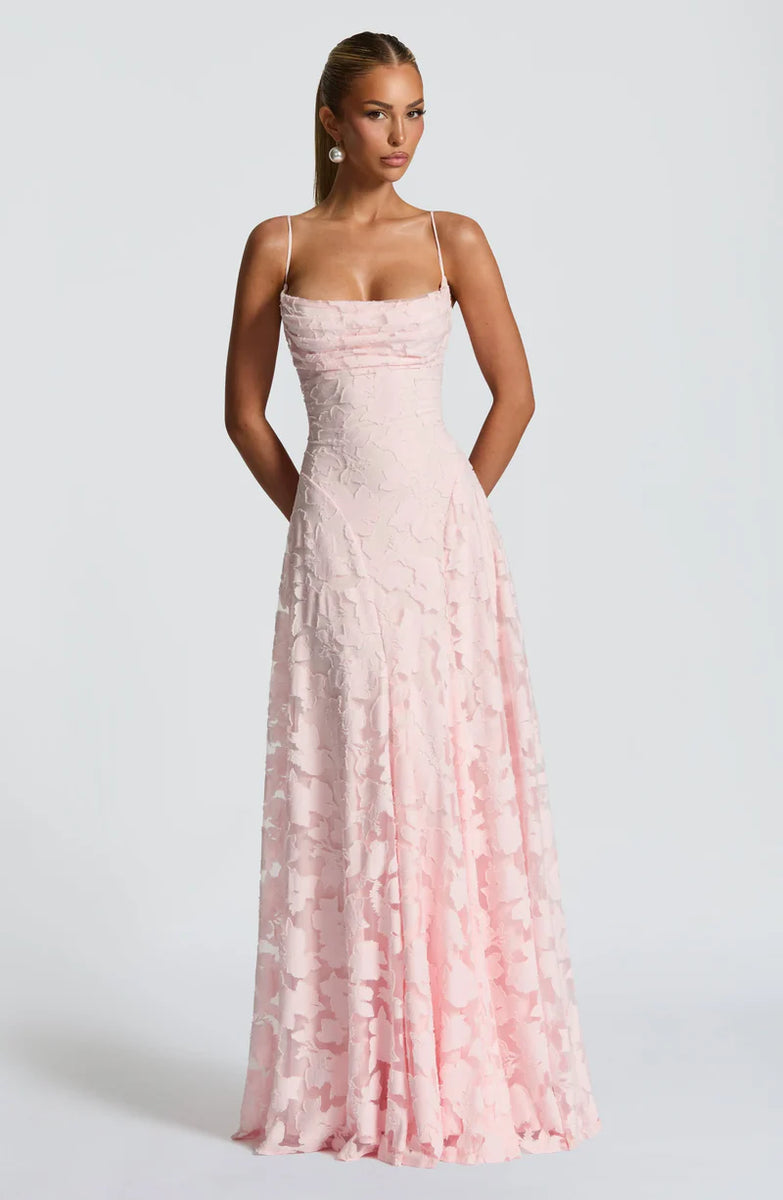 Romantisches Maxikleid mit Schnürung 