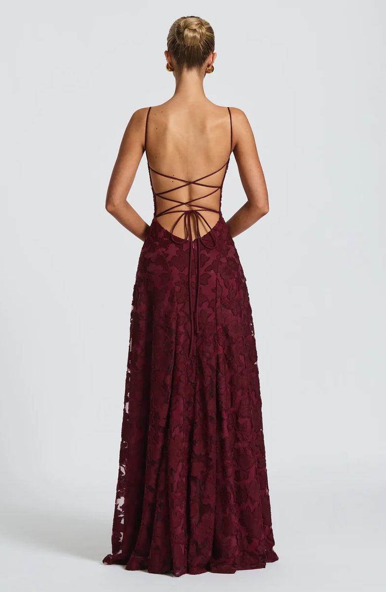 Romantisches Maxikleid mit Schnürung 