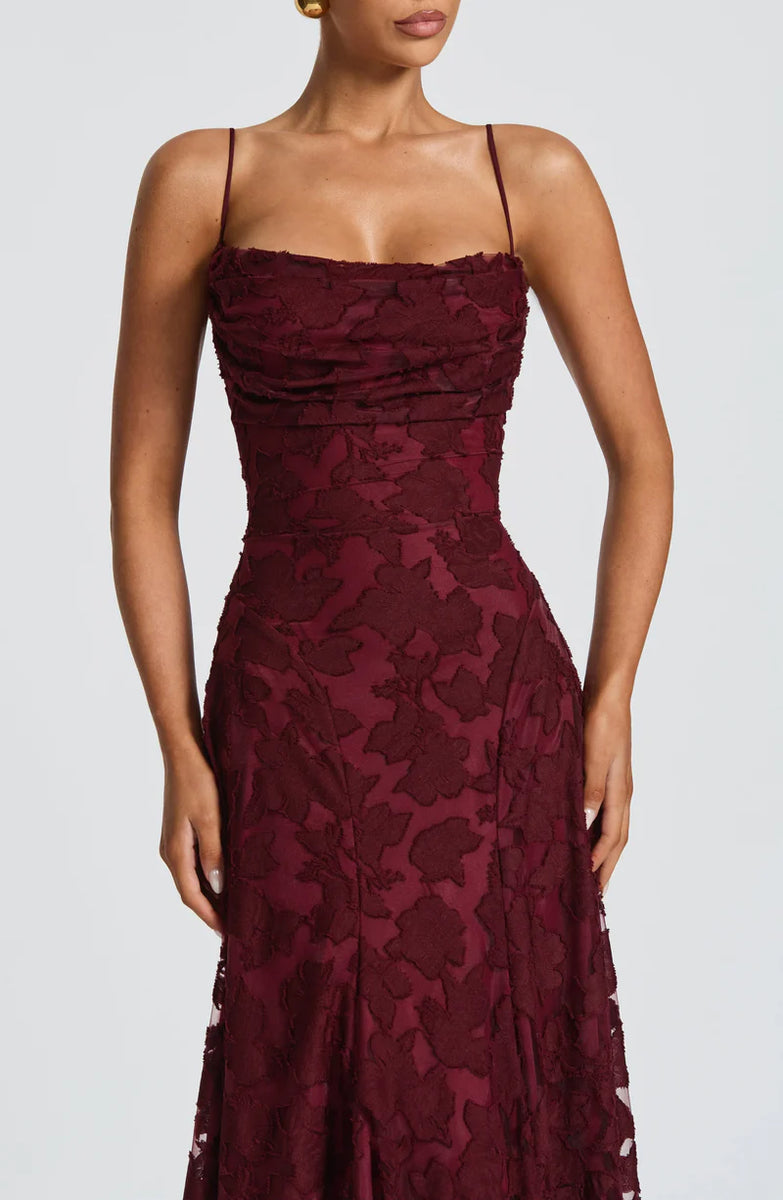 Romantisches Maxikleid mit Schnürung 
