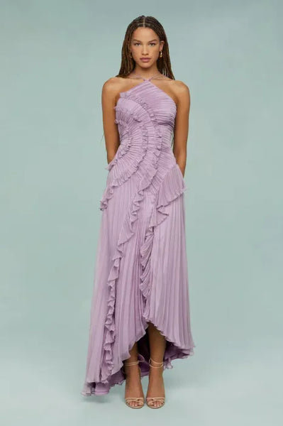 Luxuriöses, drapiertes Abendkleid 